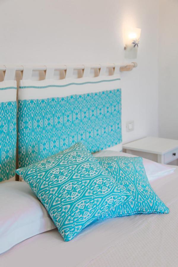 Controvento Bed and Breakfast La Maddalena  Buitenkant foto