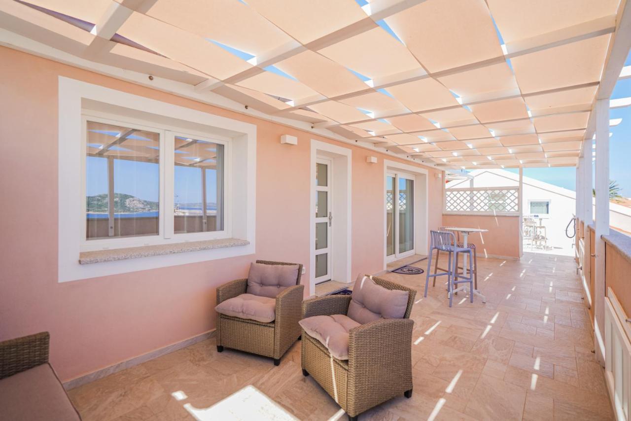 Controvento Bed and Breakfast La Maddalena  Buitenkant foto