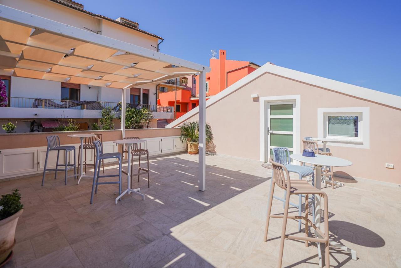 Controvento Bed and Breakfast La Maddalena  Buitenkant foto